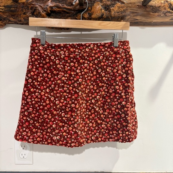 Forever 21 Red Floral Mini Skirt - Picture 2 of 8